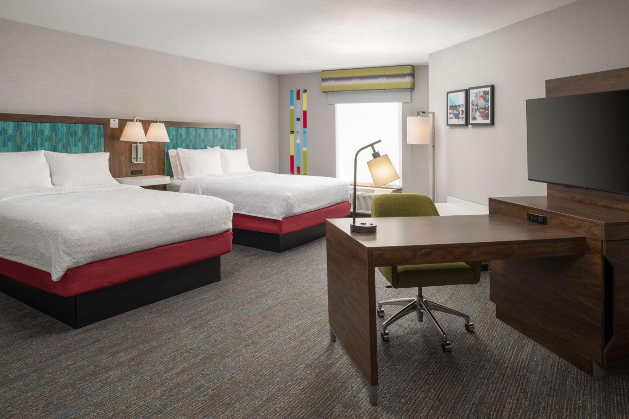 Hampton Inn And Suites Seattle - Airport / 28Th Avenue Ситак Экстерьер фото