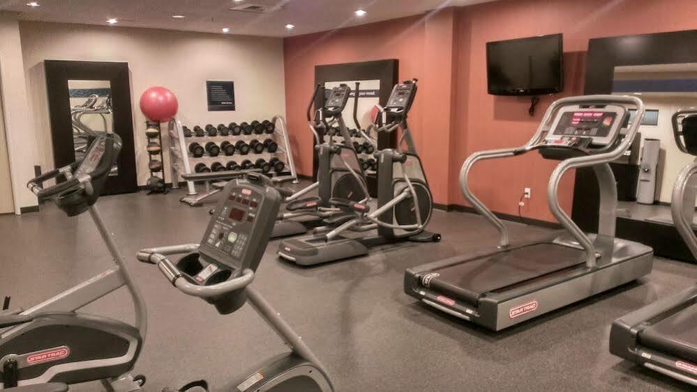 Hampton Inn And Suites Seattle - Airport / 28Th Avenue Ситак Экстерьер фото